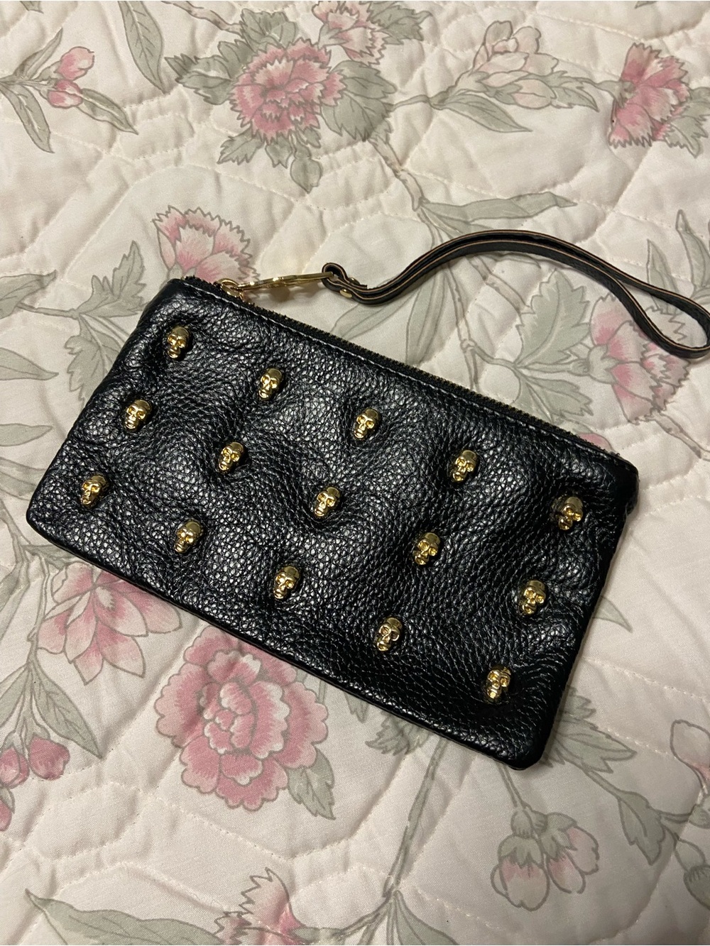 THOMAS WYLDE Black Pebbled Leather GOLD SKULL Stud Wristlet